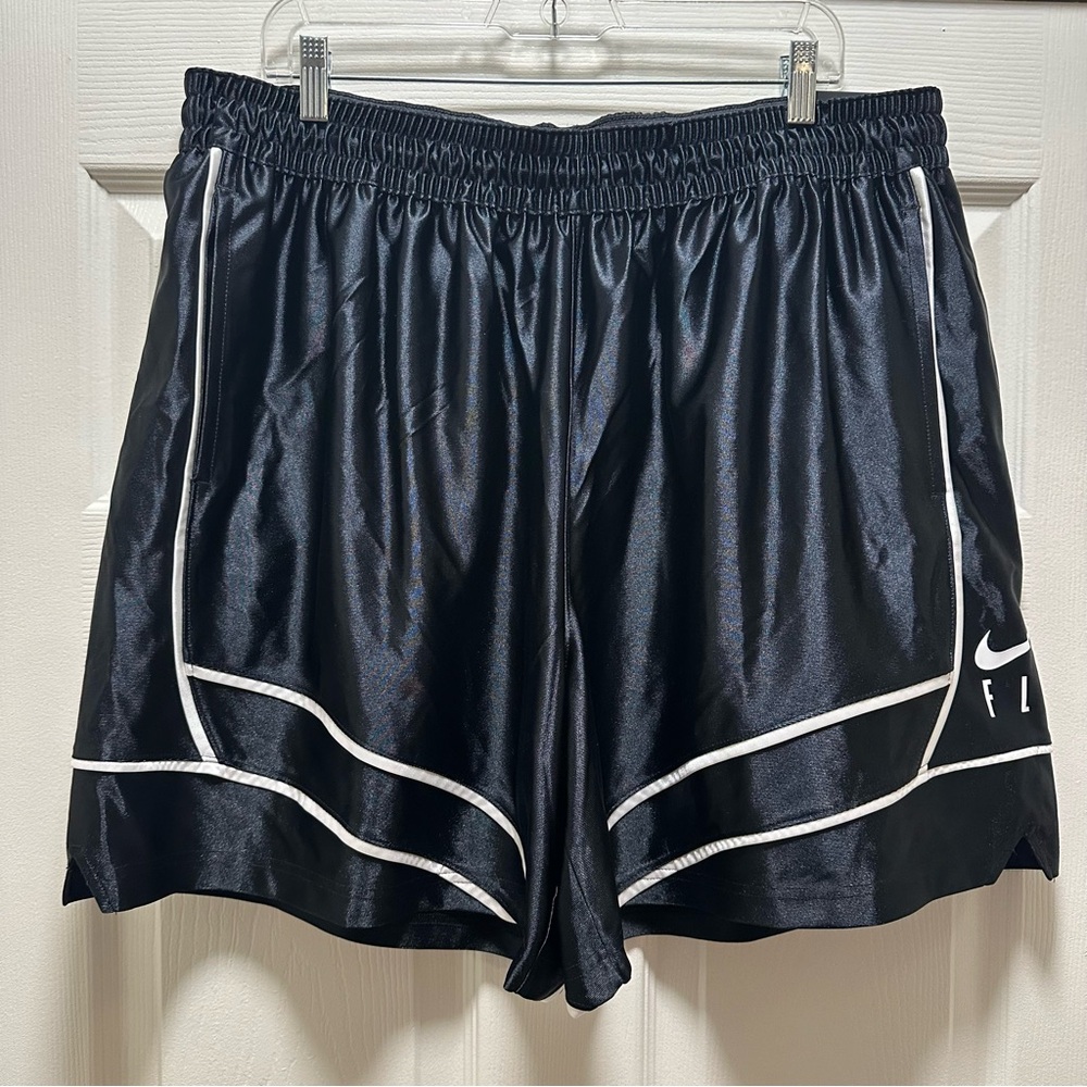 Nike Women’s Basketball Shorts NWT